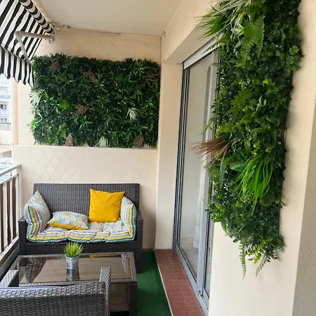 Daire Magnifique Proche Des Plages Garage Prive